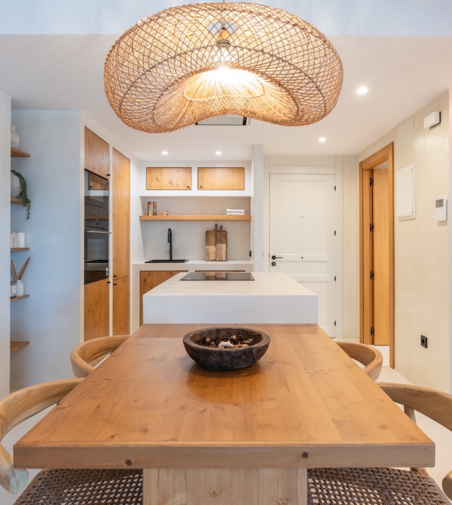 Resa Estates apartment for sale Botafoch Ibiza kithen dining ok.jpg